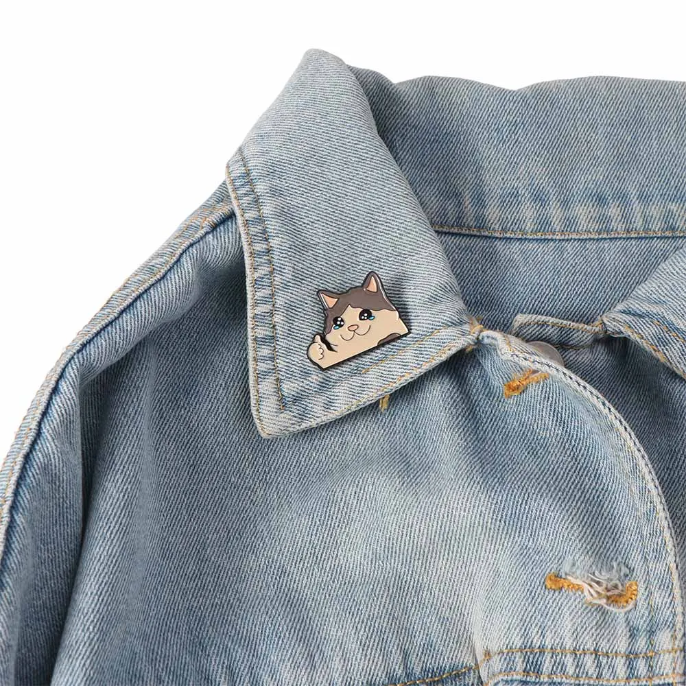 New Thumb Up Design Enamel Pin Kawaii Style Humorous Animal Brooch Cute Crying Cat Funny Jewelry Party
