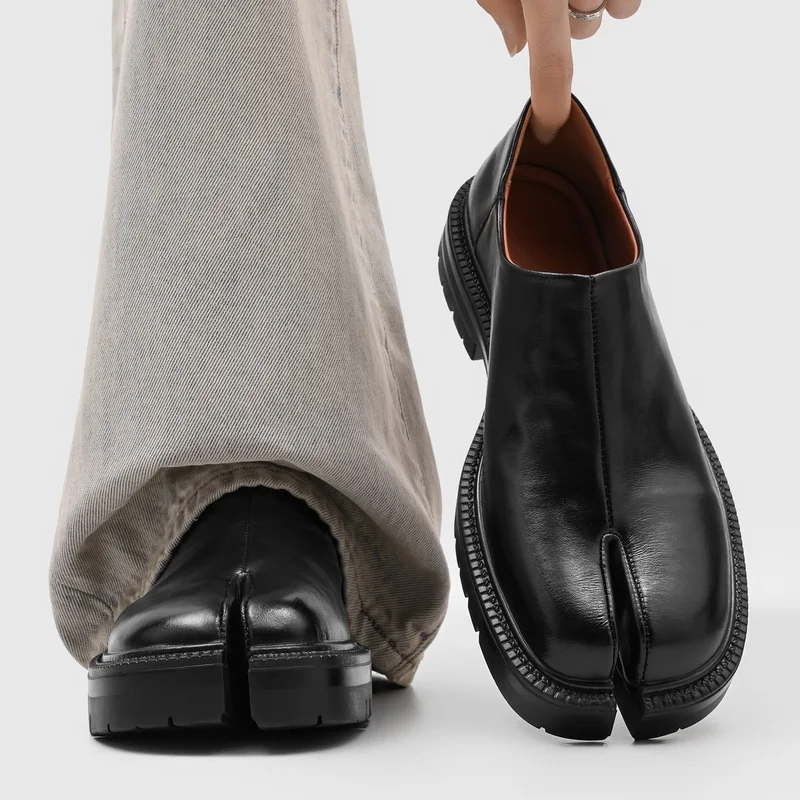 Men Spring  Autumn New Thick Soled Pig Hoof Shoes with Split Toe Design Simple Young Fashionable Commuting High Street