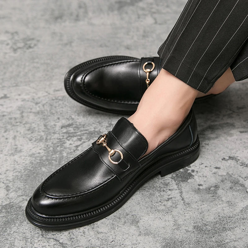 Spring Italian Handmade Men Leather Loafers British Style High Quality Fashion Brogues Shoes Slip on Low-heeled Mens Dress Shoes