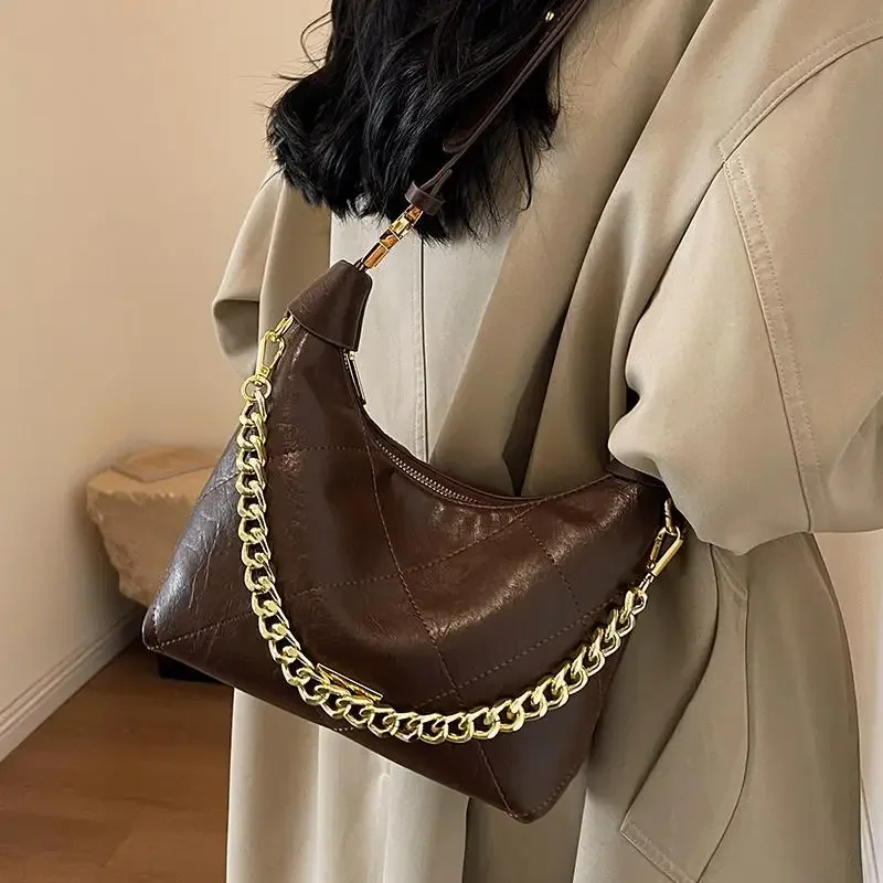 Small Design Bag for Women Spring/Summer 2024 New Retro Chain One Shoulder Crossbody Bag with High Quality Handheld Dumpling Bun