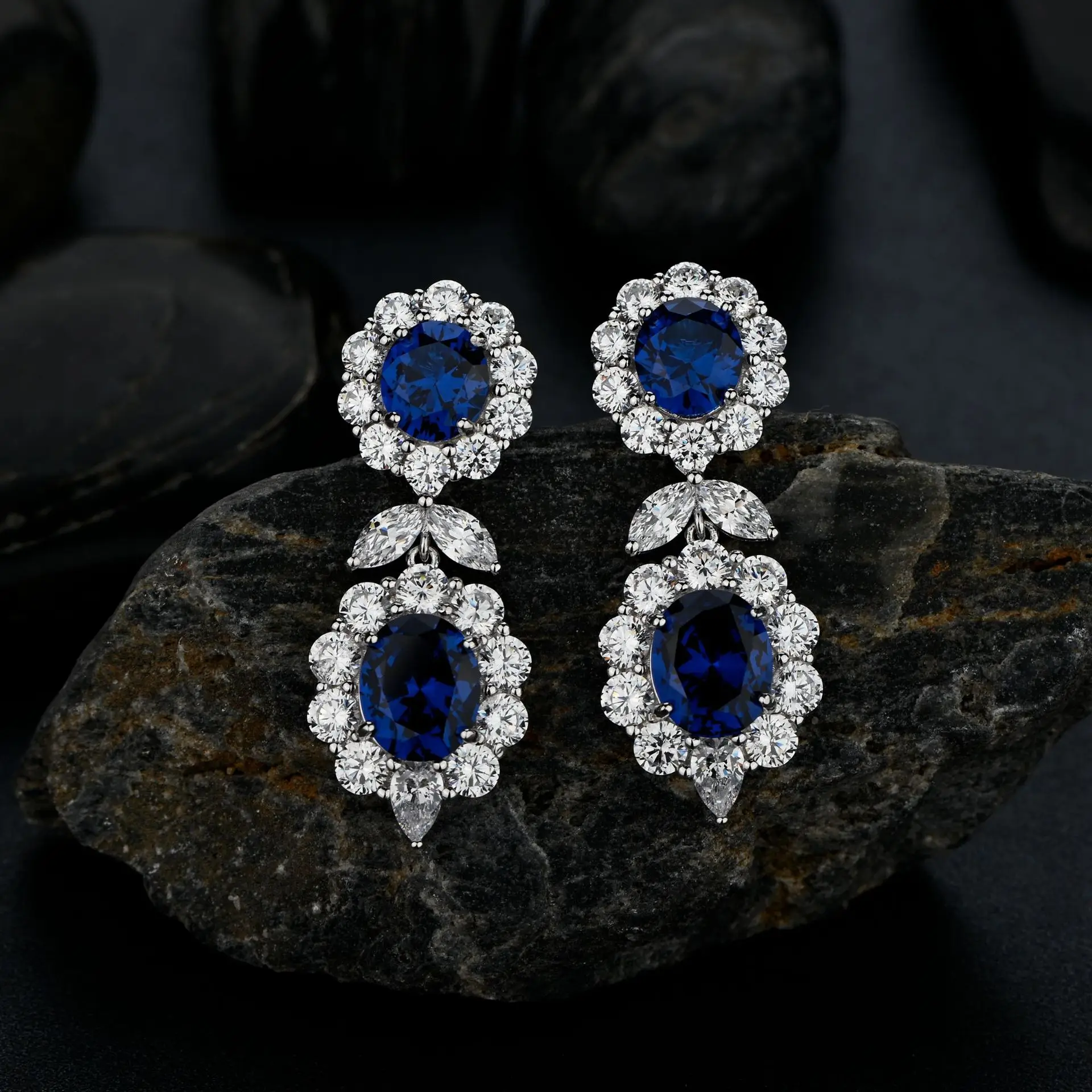 S925 Sterling Silver Double Flower Azul Principal Pedra Brincos, Borda Diamante, Exagerado Luxo Estilo Retro Palace, Novo