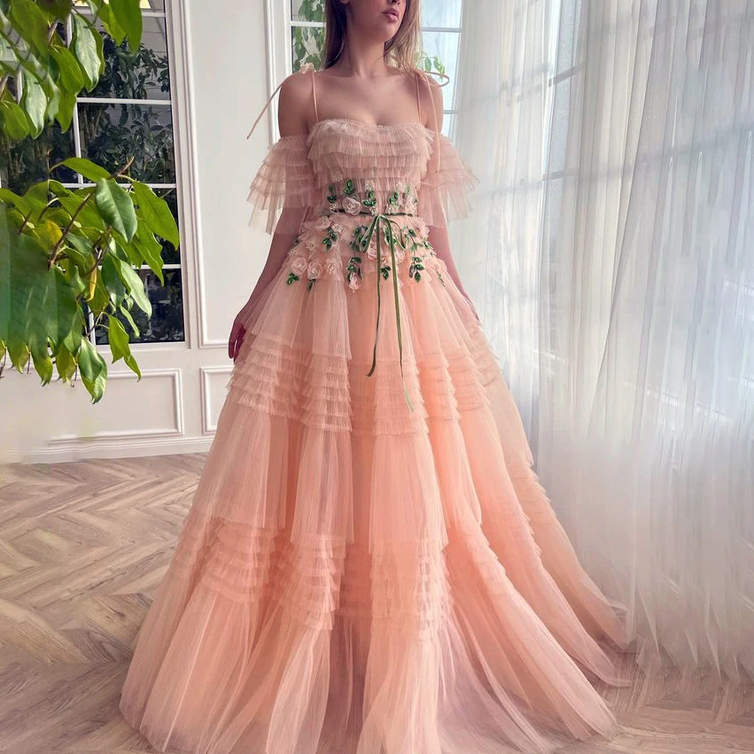 

Champagne Pink Lace Formal Prom Dresses Spaghetti Straps A-Line Flare Sleeves Evening Dress Tiered Ruffles Pageant Party Gowns