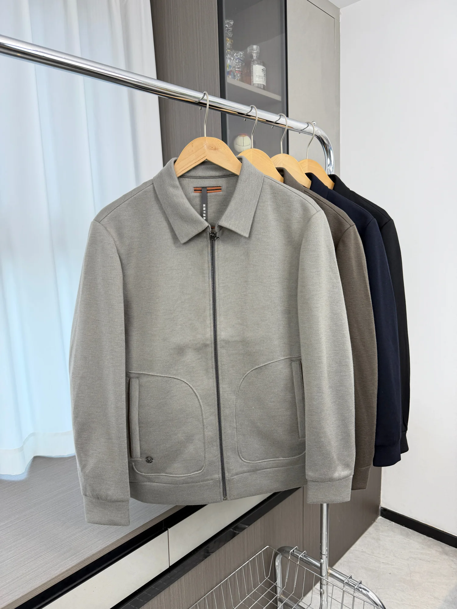 

Итальянская роскошная мужская деловая хлопковая шерстяная смесь с воротником-стойкой на молнии, длинная све, стандартная посадка, осенняя модная молодежная верхняя одежда