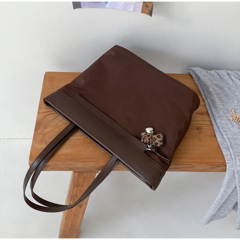 Koreanische Schultertasche, Leichte Damen-Handtasche mit Großer Kapazität aus Nylon, Vielseitige Shopper-Tasche für Arbeit und Freizeit – Detail 10