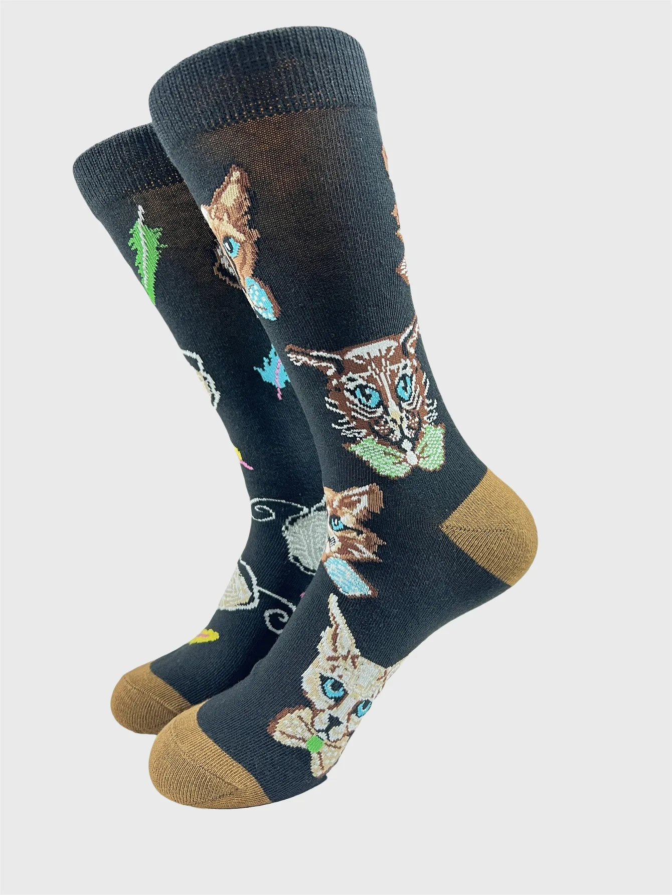 Design Funny Socks Men 2025 New Hip Hop Harajuku Animal Cat Tiger Penguin Honeybee Print  Asymmetric Men\'s Skateboard Socks ﻿