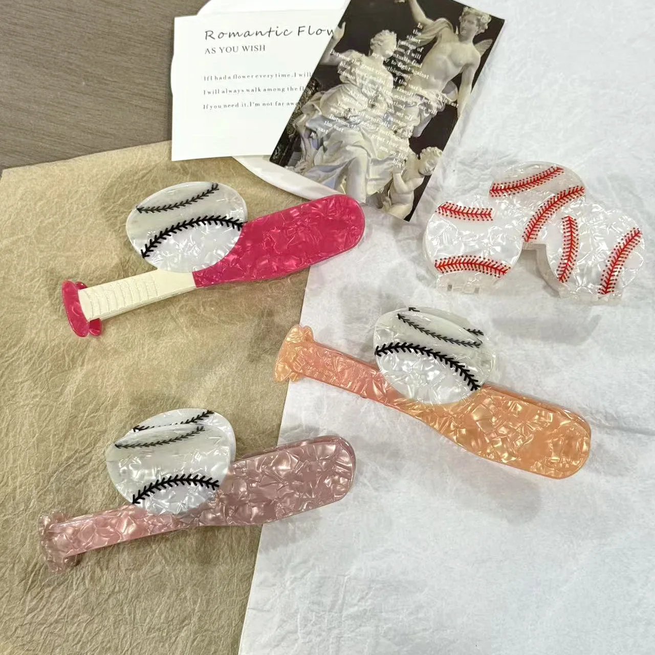 

НОВАЯ креативная спортивная серия, бейсбольные заколки для волос, акриловые заколки для волос, милые бейсбольные перчатки, заколки для волос для женщин и девочек, аксессуары для волос