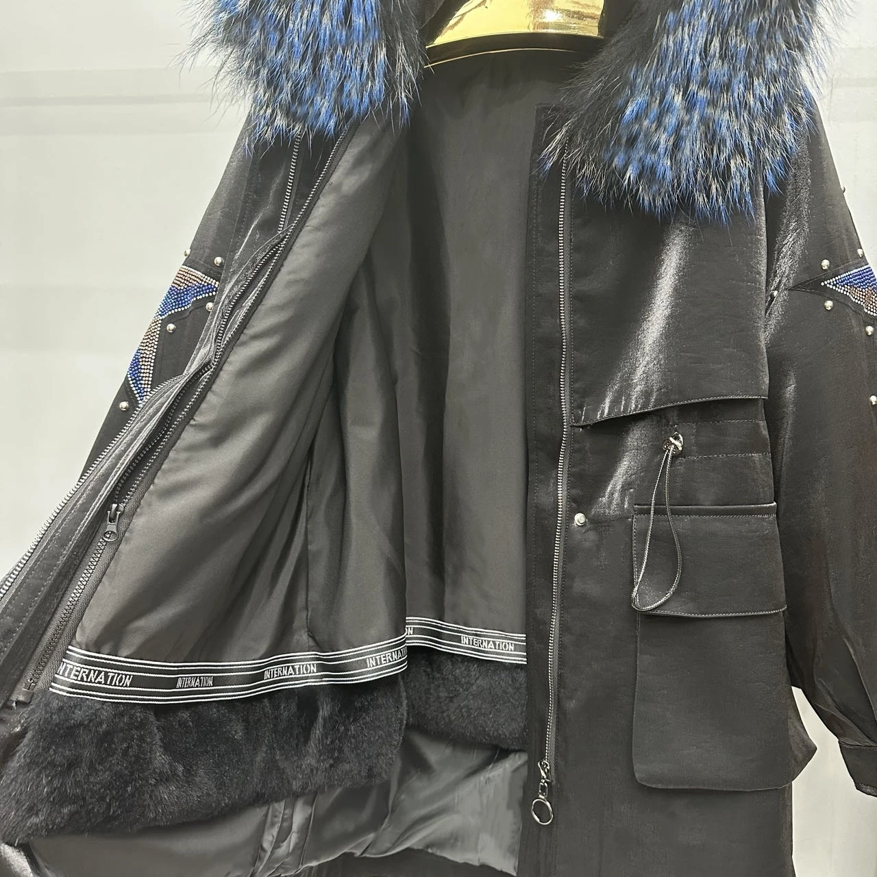 2025 New Parka Coat Women Fashion Korean Style Faux Fur Coat Winter Coat Women Mid Length Balck Jacket Coats for Women