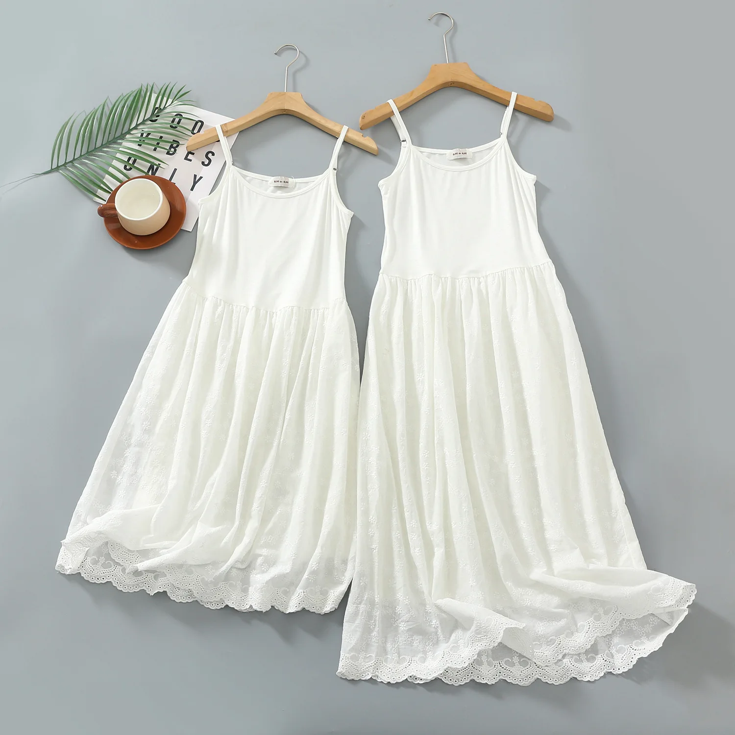 

Women Summer Dresses Long Japanese Style Cute Mori Girl Mesh Lace Stitchcing Spaghetti Strap Dress Modal Sundress jurk dames