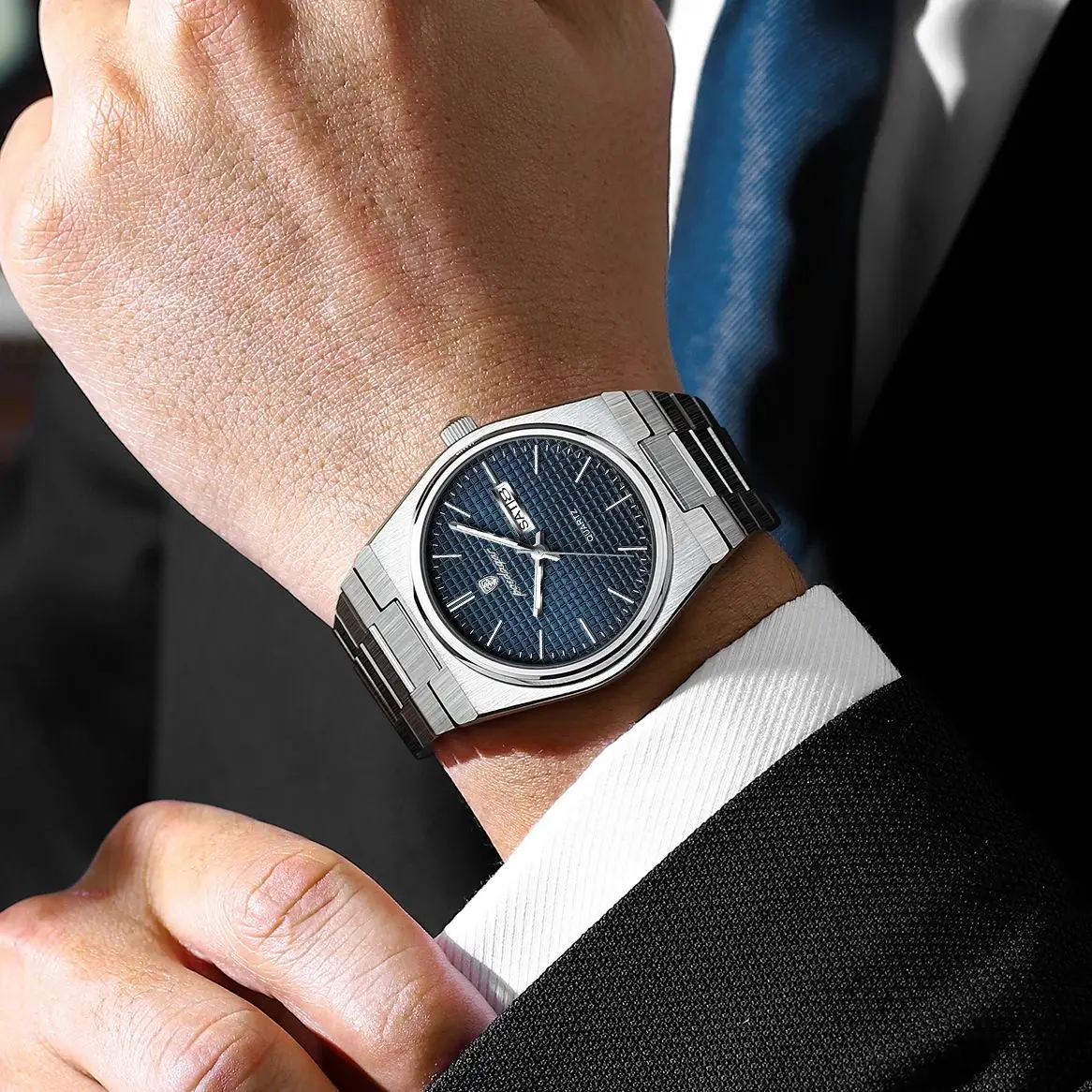 POEDAGAR الفاخرة رجال الأعمال ساعات كوارتز تاريخ الأسبوع رجل الفولاذ المقاوم للصدأ ساعة مقاوم للماء مضيئة موضة الرجال ساعة اليد + صندوق