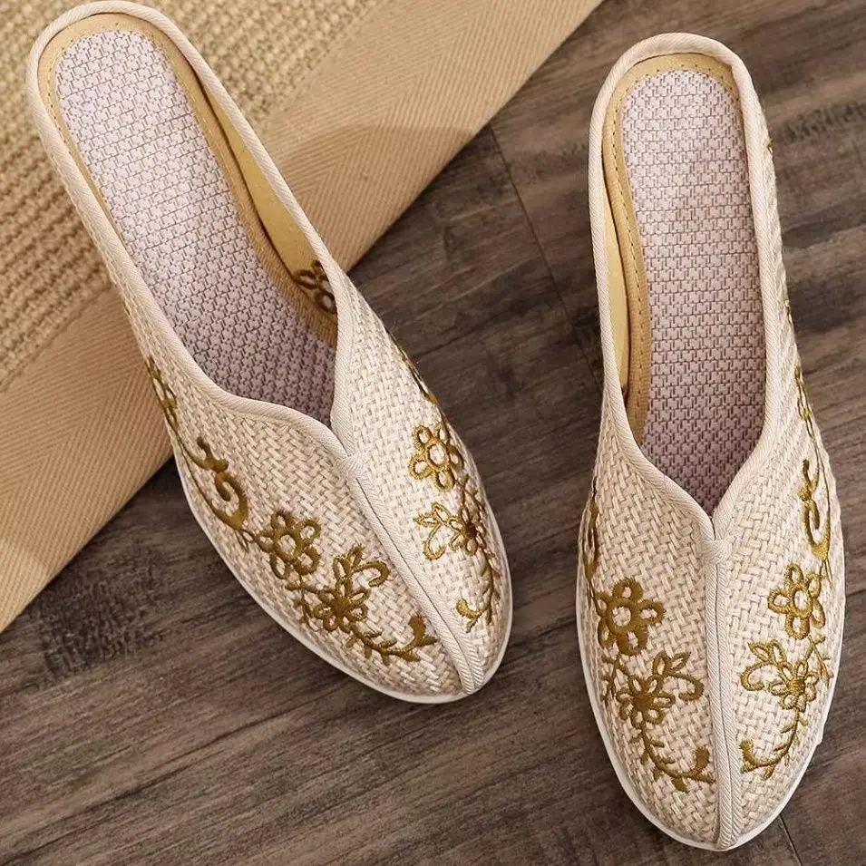 Women's Ethnic Style Embroidered Flower Support Shoes Hanfu Shoes Ancient Style Embroidered Shoes Flat Bottom Inner Han Shoes