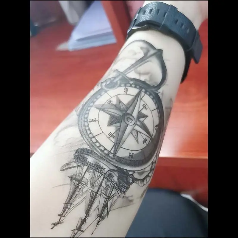 Kompas Tijdelijke Tatoeages voor Man Vrouw Arm Punk Fake Tattoo Blijvende Schip Anker Tattoo Sticker Goedkope Goederen Waterdichte Tattoo