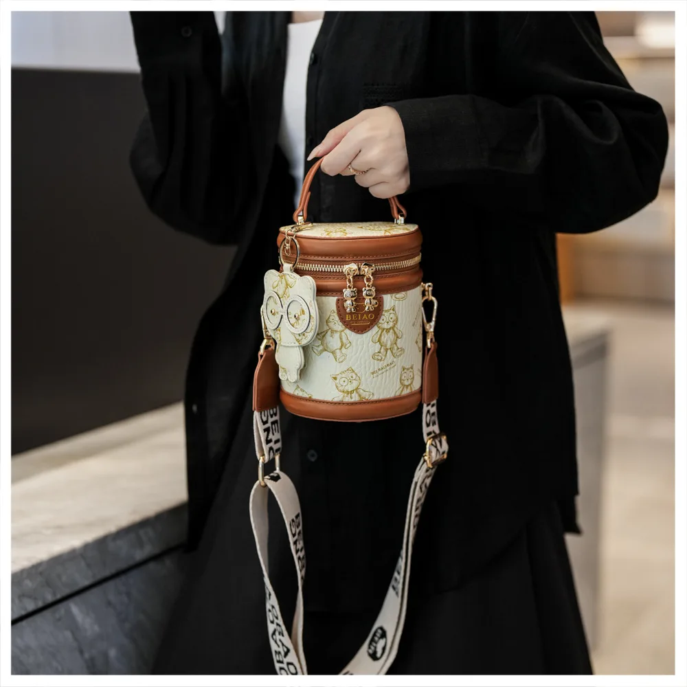 

Beibaobao 2025 new single shoulder bucket bag cartoon crossbody bag commuting women's bag casual simple outdoor small bag