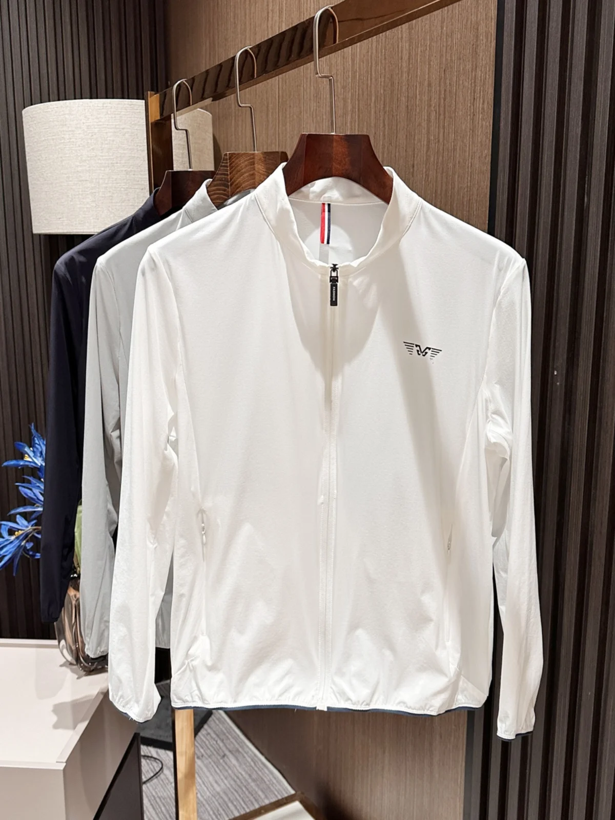 

High-End Casual Summer New Men's Stand Collar Thin Jaet Breathable Qui Dry Outdoor Stand Collar Sun Protection Clothes
