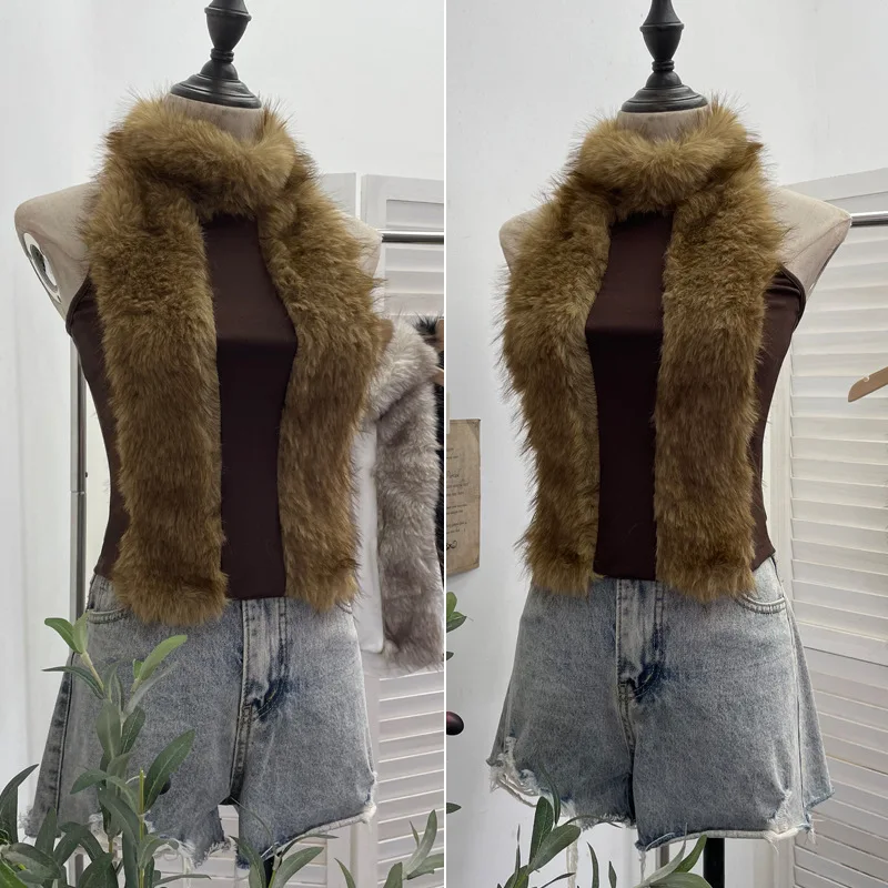 2025 Furry Patchwork Halter HarajukuTanks Women Vintage Sexy Backless Slim Fit Vest Y2k Aesthetic Grunge Cropped Winter Camisole