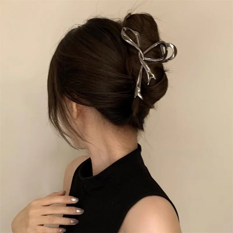 AISHG Y2k Bow Strap Hair Clips Women Korean Metal Geometric Grab Cawl Clips High Ponytail Grip Hairpin Girls Hair Accessories