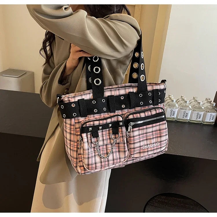 PU CHAINS Zipper Shoulder Bag Buckle Decorative Casual Women's Bags on Sale 2026 New Plaid Locomotive Style Women's Handbags