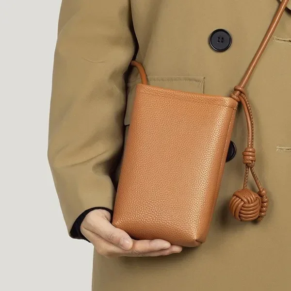 

2025 New! High - Fashion Women's Monogram Color - Block Streamer Chain Bag, Adorable Small Square Shape for Trendy You