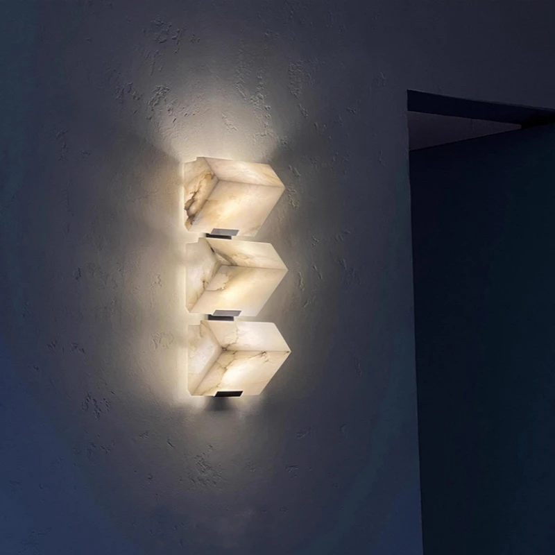 الشمال الفاخرة وحدة إضاءة LED جداريّة ضوء فندق غرفة المعيشة غرفة نوم درج الرخام الطبيعي الجدار ضوء أسود معدن الفن ديكور المنزل