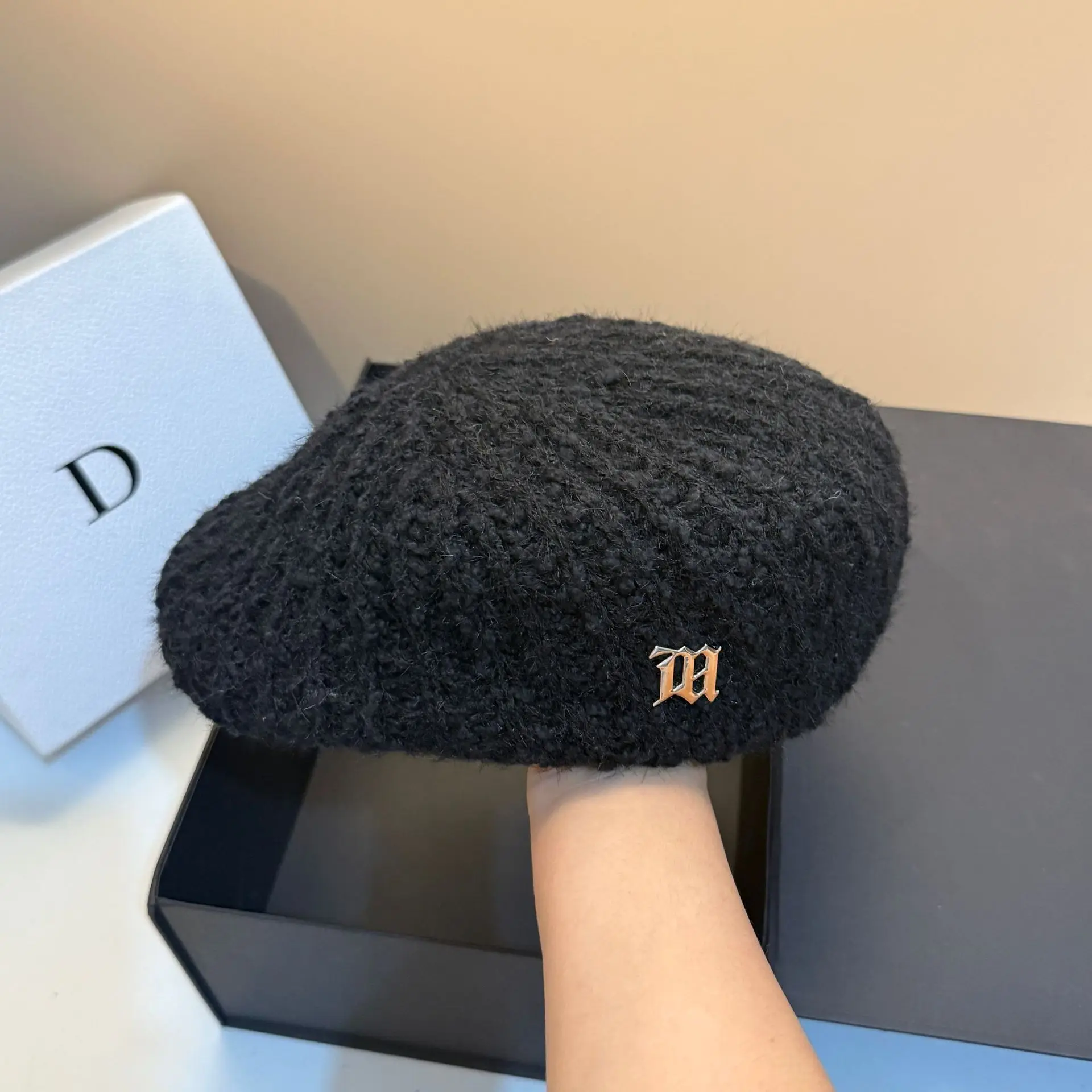 

​​Unisex Tweed Crochet Cap, Fashion Winter Hat for Youth, Trendy Retro Baseball Cap Warm Breathable Beanie for Men Women​