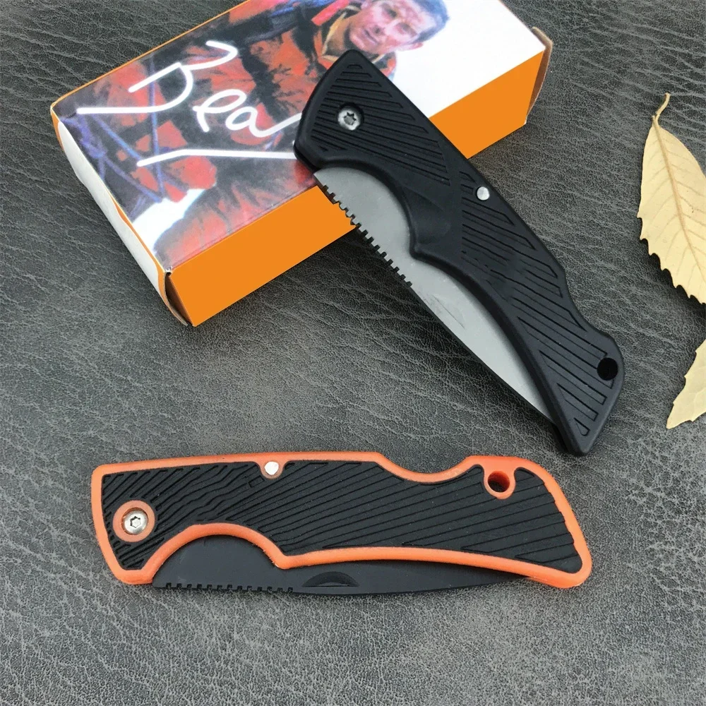 Outdoor Tactical Hunting Folding Knife 7Cr13Mov Blade Rubber Handle Light EDC Camping Hiking Survival Tool Suitable for Men