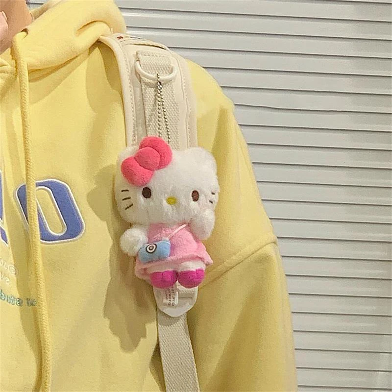 Mainan boneka mewah kartun Sanrio hadiah indah gadis liontin tas gantungan kunci kucing KT ornamen gantung boneka Hello Kitty manis lucu