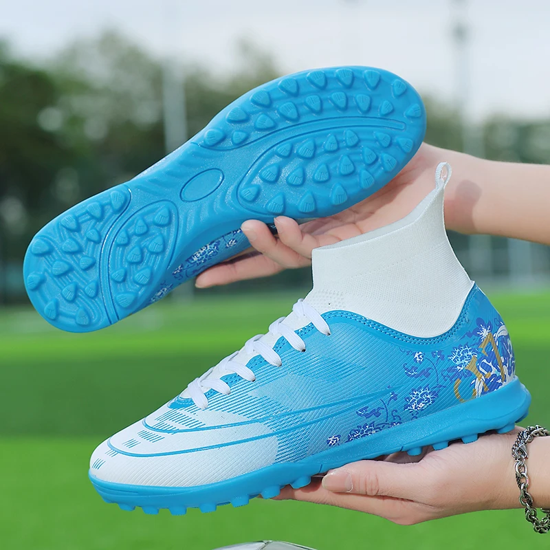 

New Men Soccer Shoes Professional Football Boots Soccer Training Shoes Cleats High-quality Ultralight Outdoor Match Non-Slip