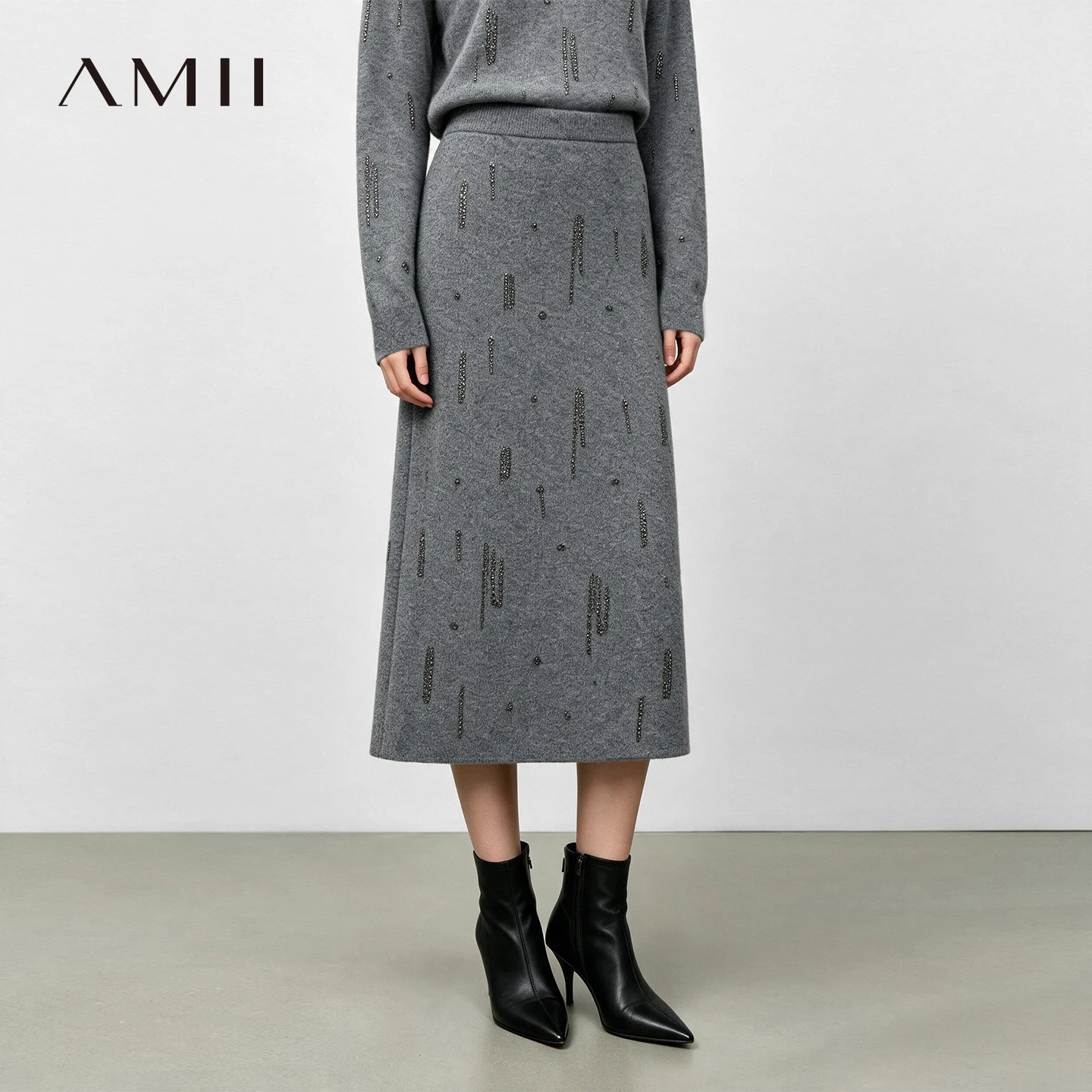 Amii Women's Skirt 2026 Winter New Beaded Embroidery Split Straight Midi Skirt Stylis High Waist Knitted Woman Clothes 12644053