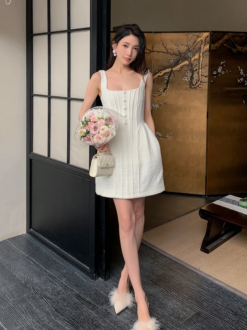 

French Fashion Small Fragrant Vest Dress 2024 Women's Summer Pure Desire Design Feel Flower Bud Short Dresses Female Clothing