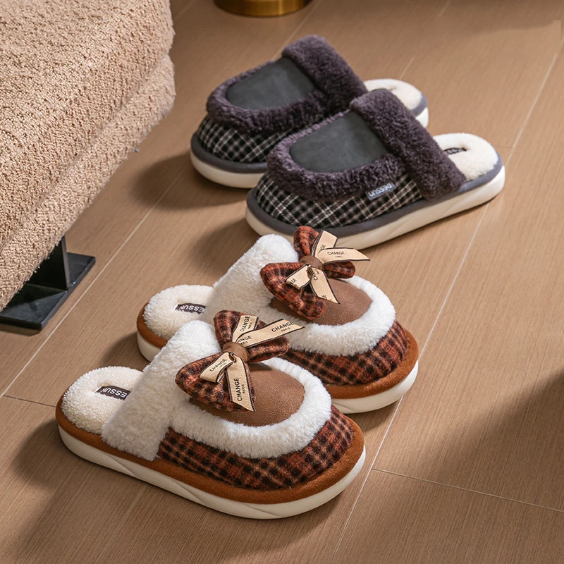 Zimowe ciepłe pluszowe kapcie damskie w kratę z kokardą, modne antypoślizgowe kapcie domowe, wygodne damskie buty z grubą podeszwą z polaru i bawełny.
