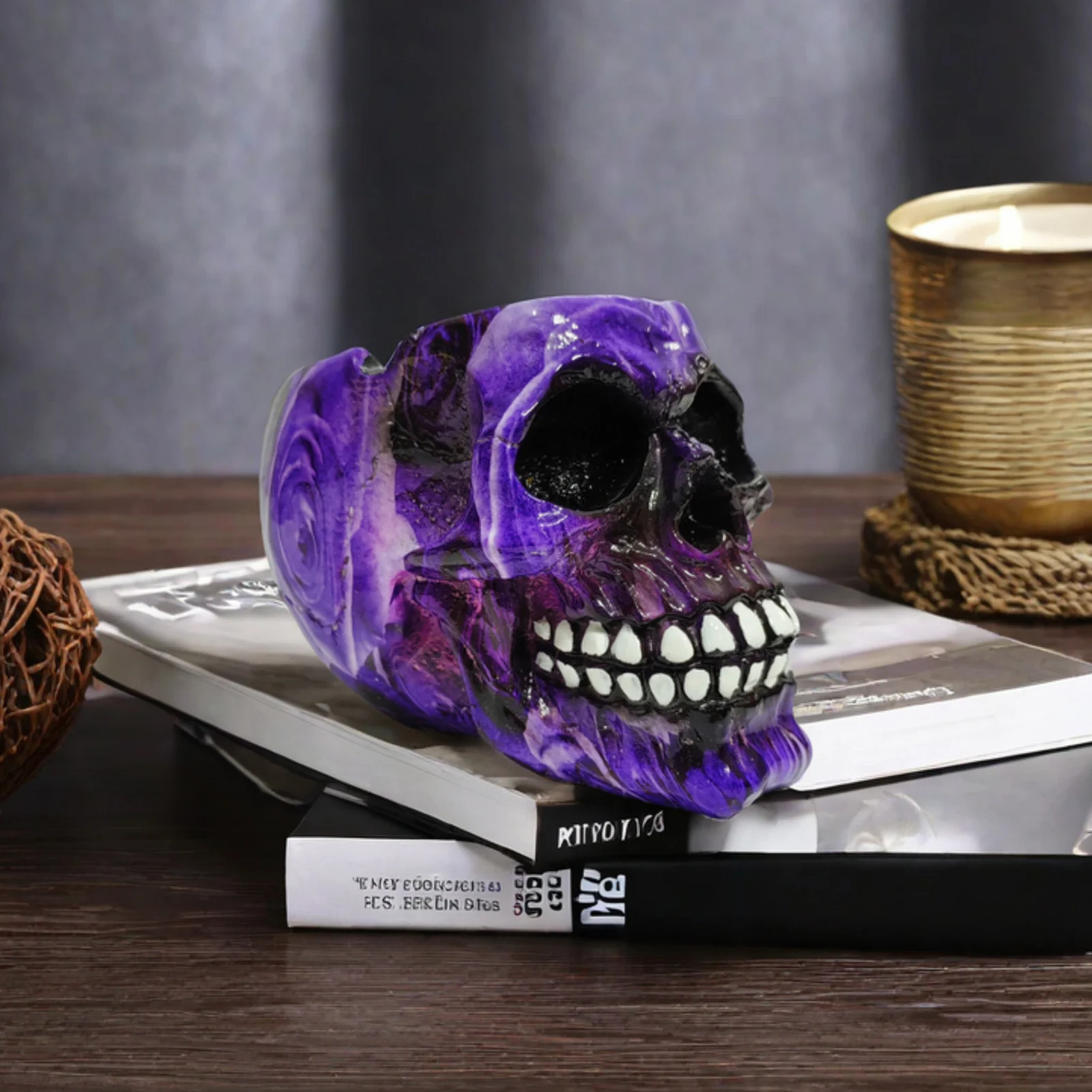 Halloween Horror Skeleton Ashtray Realistic Halloween Atmosphere Ornaments Suitable for Halloween Party Decor