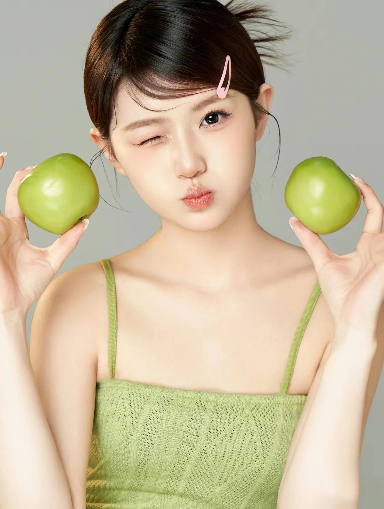 

Studio New Korean Style Summer Dopaamine Light Oxygen Girl Portrait Atmosphere Photography Art Photo Costume Women's Cl...