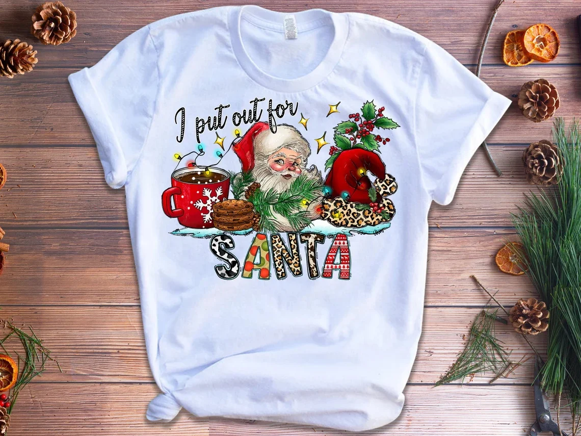 I Put Out For Santa Graphic Print Tshirt Girls Funny Leopard Coffee Cookie Christmas Hat T Shirt Women Fashion Casual T-Shirt