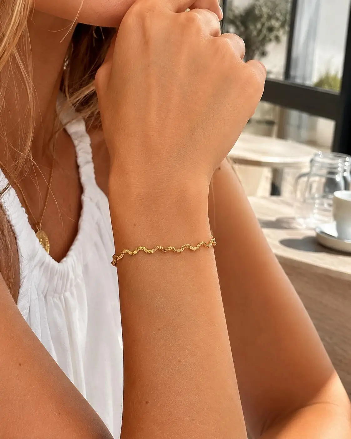 Minimalist Wave Chain Bracelet for Women, Gold Plated Stainless Steel Adjustable Layering Wristband Gift