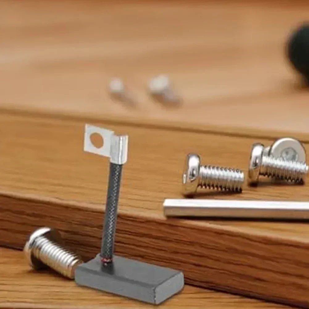 

For Golf Cart Motor Carbon Brushes Replacement Kit 4 Pieces for Starter Motor Maintenance with Carbon Material