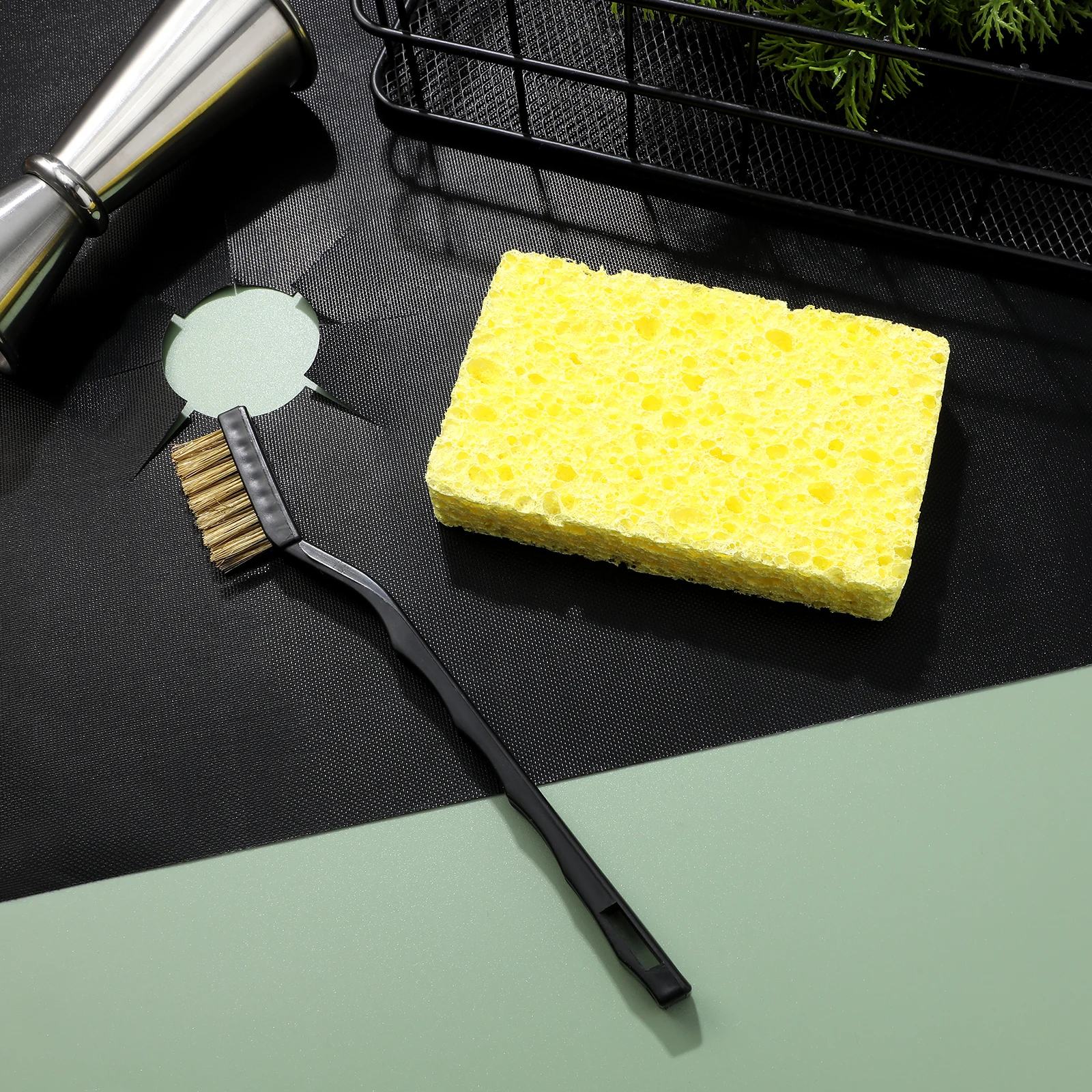 

1Set Gas Stove Top Protector Covers Reusable Heat Resistant Stove Mats with Cleaning Brush Precut Hole for Gas Burners Kitchen