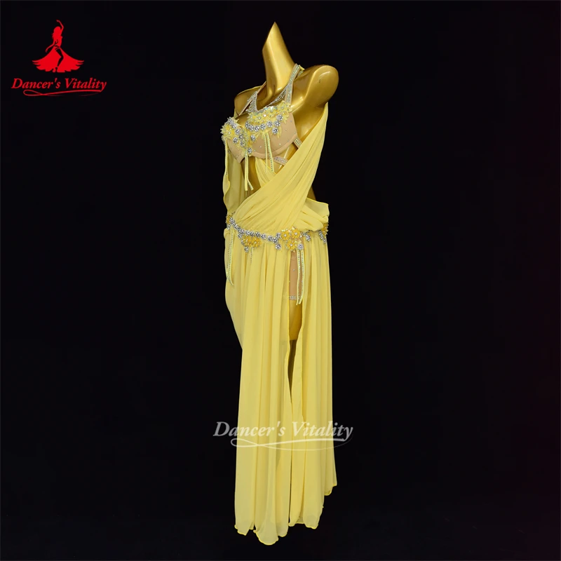 Buikdanskostuum voor volwassenen en kinderen Aangepaste oosterse dansvoorstellingskostuums Buikdanseres Competitiekleding