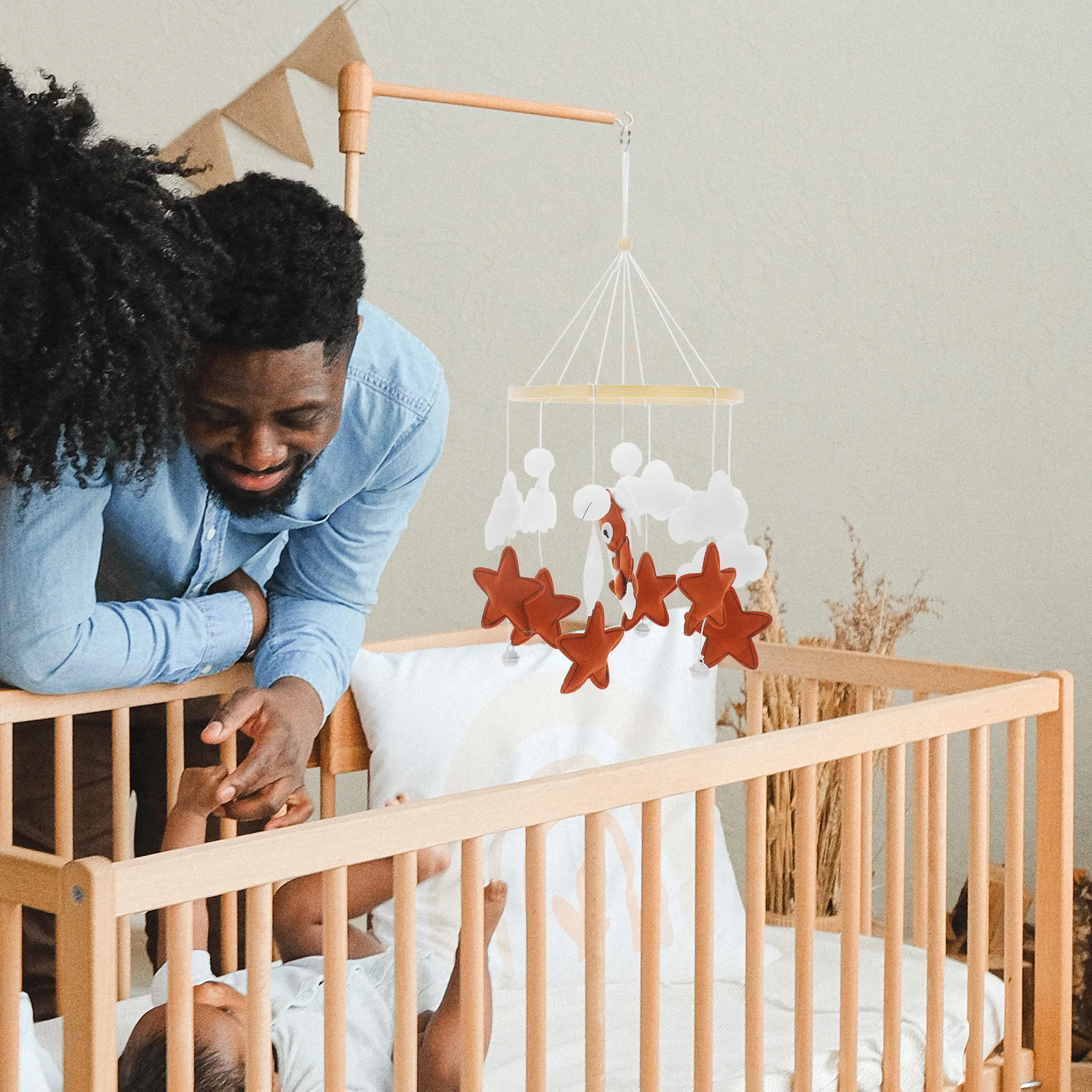 เปลมือถือสําหรับเด็กผู้หญิง Baby Nursery Decor Felt Wind Chime Soothing Sound ทารกแรกเกิดห้องนอนตกแต่งเปลการ์ตูนการออกแบบ
