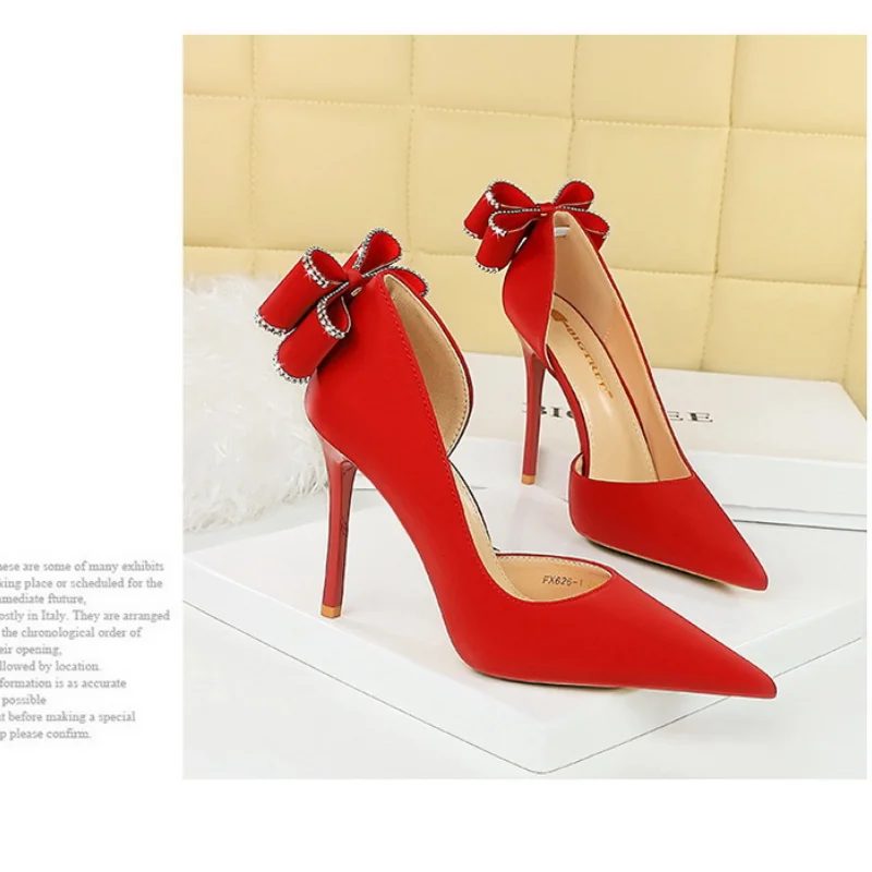 Women\'s Fashion Banquet High Heel Shoes Thin Heel High Heel Shallow Notched Pointed Side Hollow Rhinestone Back Bow Single Shoes