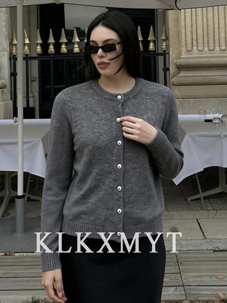 Women Knitted Cardigan 2025 Women Fashion Long Sleeve Metal Button Leisure Knitted Cardigan Women Hight Street Elegant Top