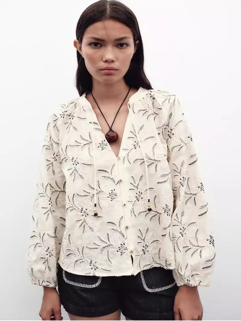 

Early Autumn 2025 Button Detail Embroidered V-Ne irt Cotton Polyester Loose Fit Long Sve Women's Faion Vintage Sle