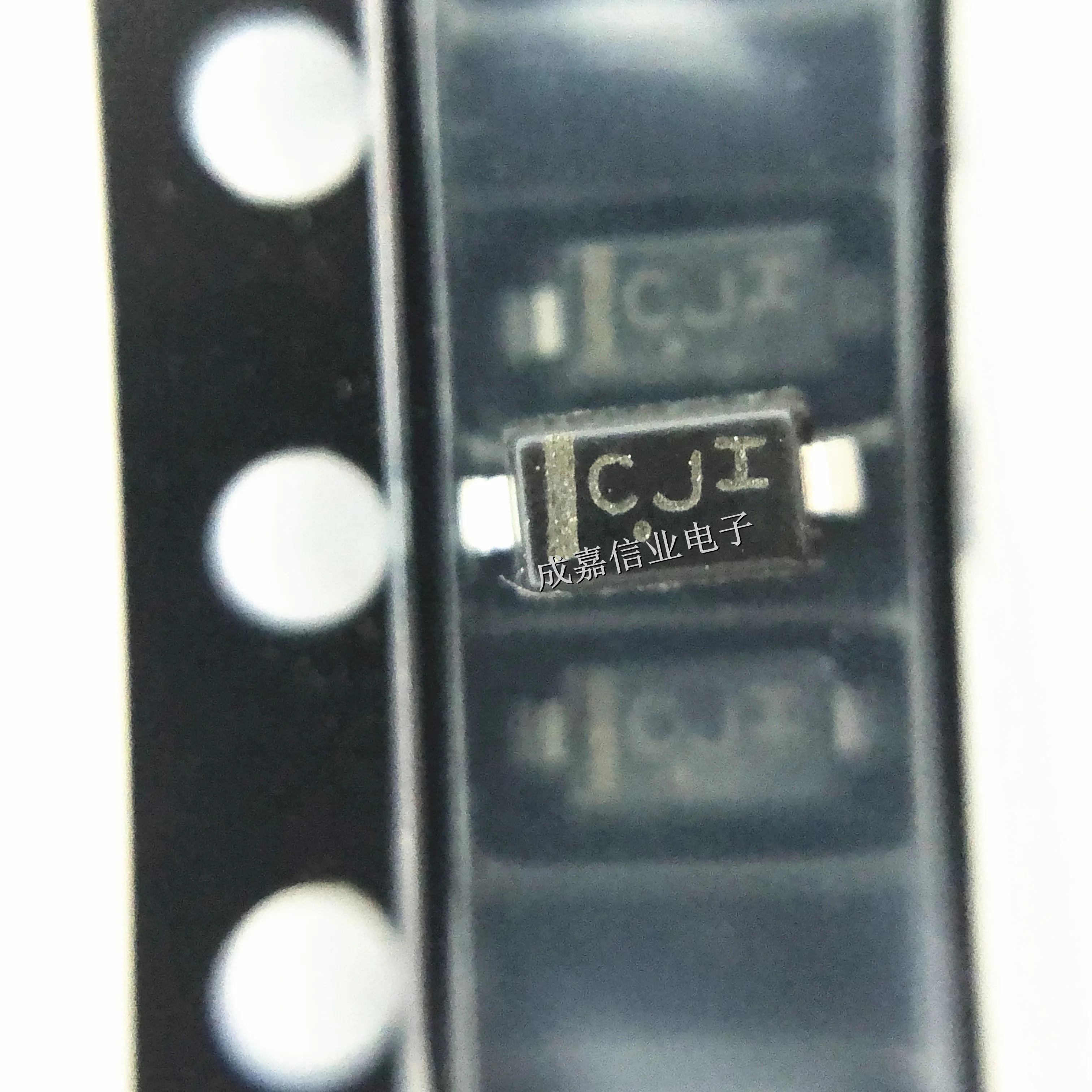 100pcs/Lot MMSZ4683T1G SOD-123-2 MARKING;CJ Zener Diodes 3V 500mW 5% Operating Temperature:- 55 C-+ 150 C