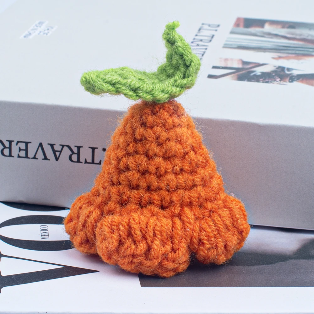 Рисунок 3 - Плетеная вручную декоративная шапка