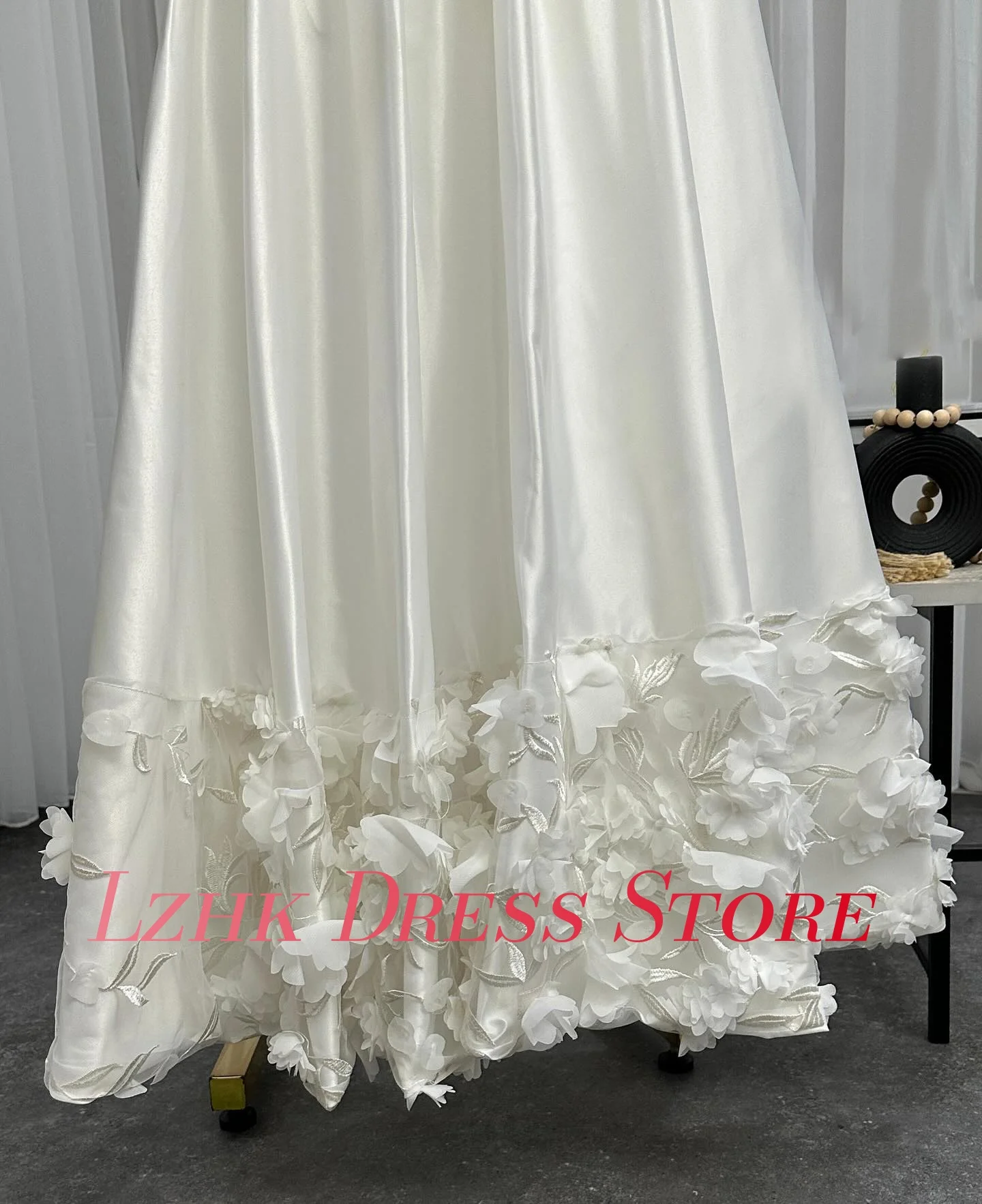 Personalizado sexy cetim a linha cintas de espaguete flores vestido de noite moda sem alças até o chão vestidos de baile