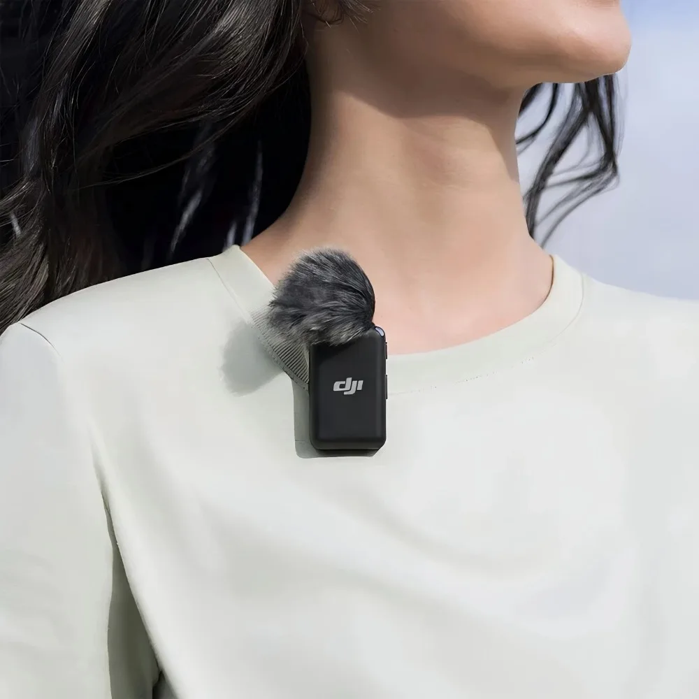 

DJI Pocket 2 Wireless Mic Transmitter + Windscreen (Black)​ 95% NEW Used