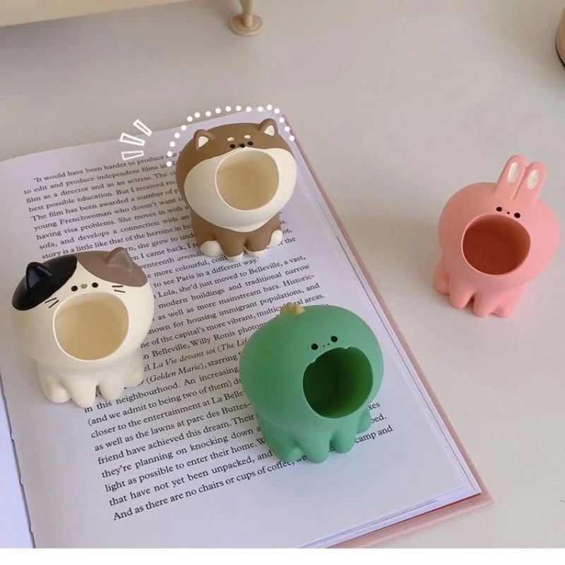 Artigos de Decoração para Escritório Japonês: Linda Caixa Organizadora de Pincéis de Maquiagem em Formato de Gato, Porta-Lápis e Batons para Estudantes