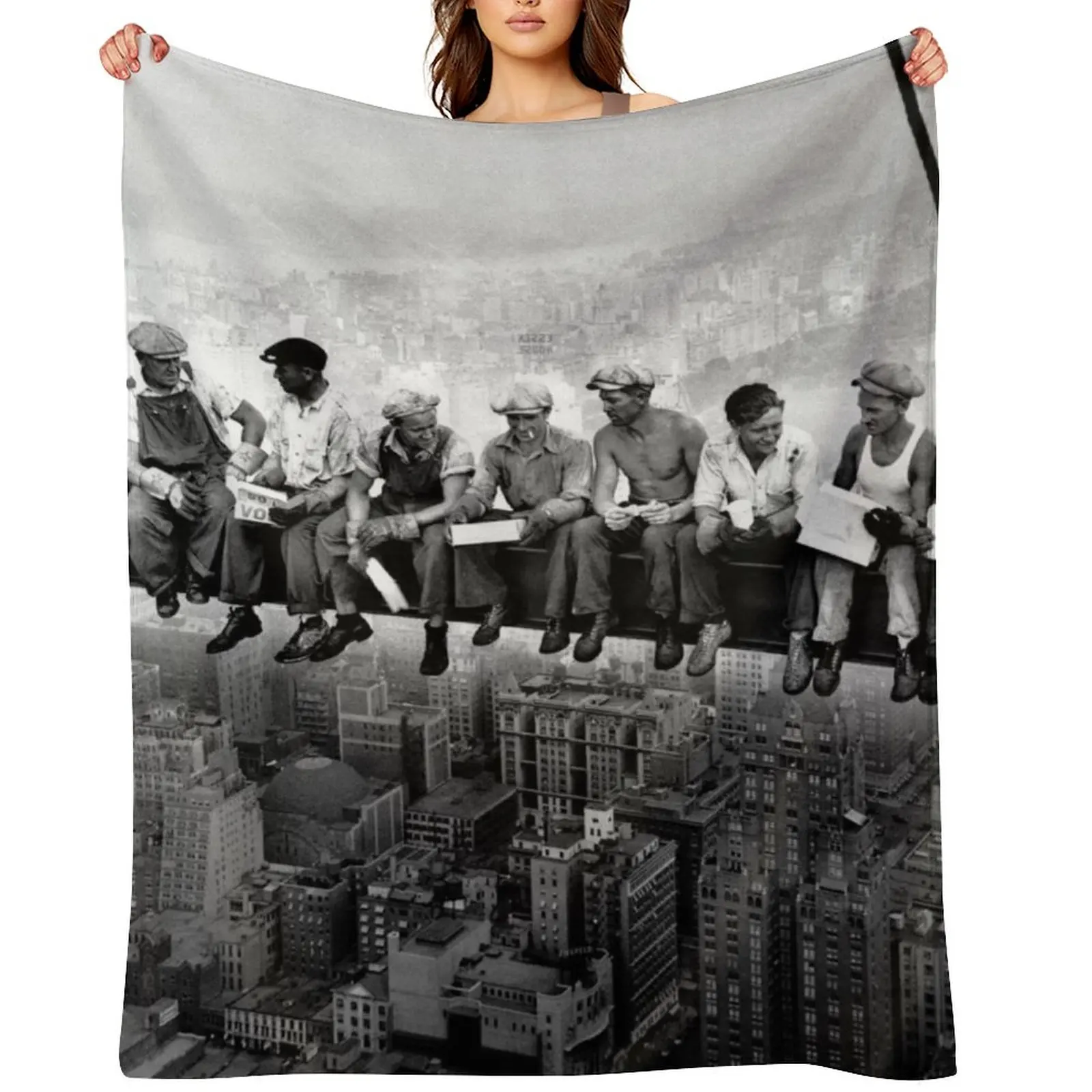 

Lunch Atop A Skyscraper C1932 Throw Blanket Warm Quilt Blankets For Sofas Thin Blankets