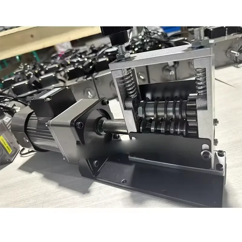 6-Hole 5-Blade Wire Stripper for 1-15mm Scrap Copper Wires, Cables & Wires Electric Adjustment-Free Wire Stripper 220V