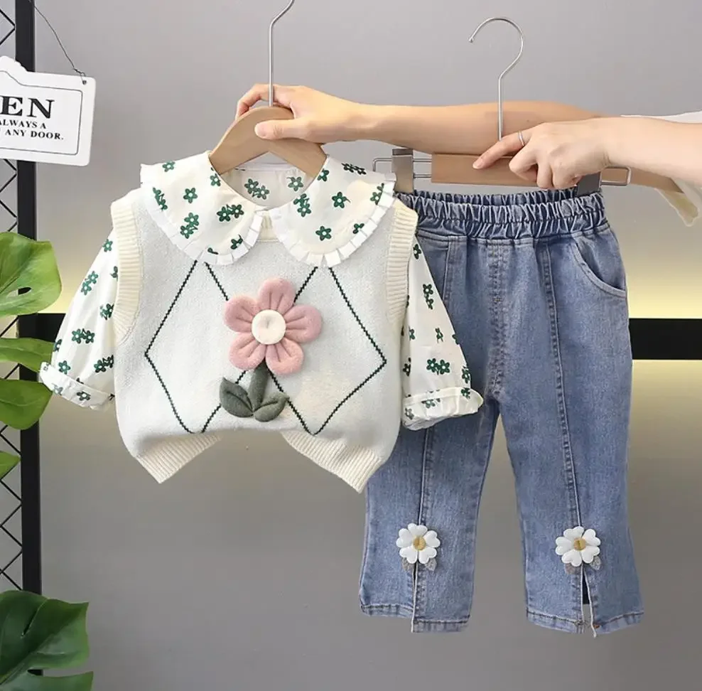 

Toddler Baby Girs Clothes Sets 1 To 3 Years Korean Style Lingge Flower Sweater Vest+Cute Shirt+Pants 3Pcs Infant Kids Tracksuits