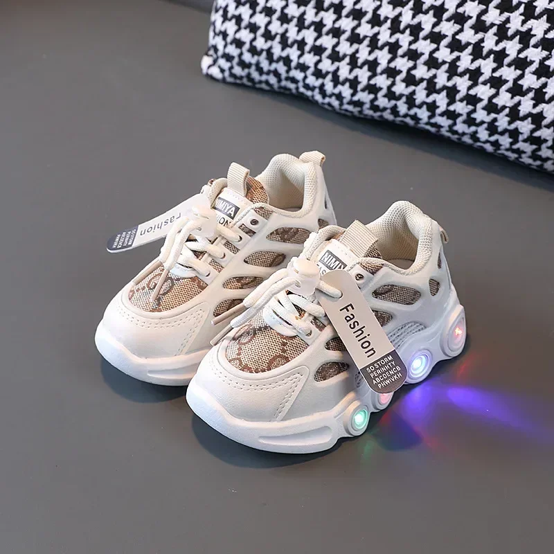 Sneakers Kids Fashion LED Light Shoes Letter Webbing Mesh Breathable1-6years Old Luminous Shoes Casual Sports Shoes Boys Shoes