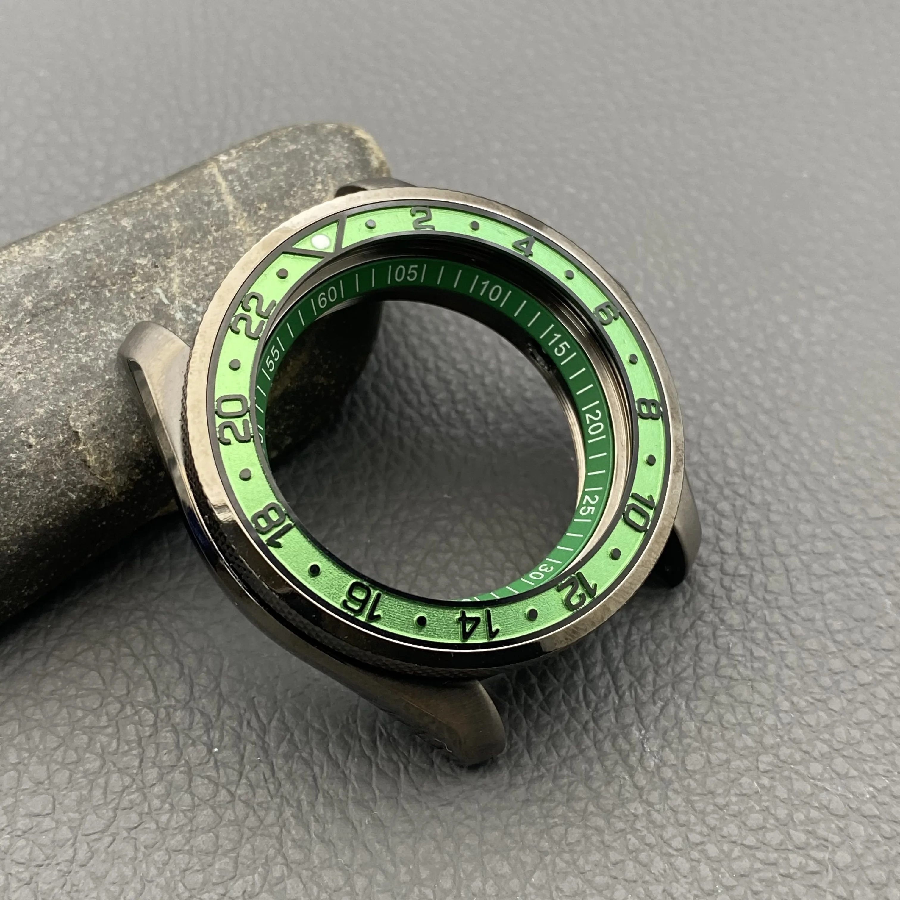 Mod SKX007 Case NH35 Case Gun Grey Seal Back Cover or Transparent Bottom Cover Fits NH34 NH35 NH36 Movement Men Watch Case